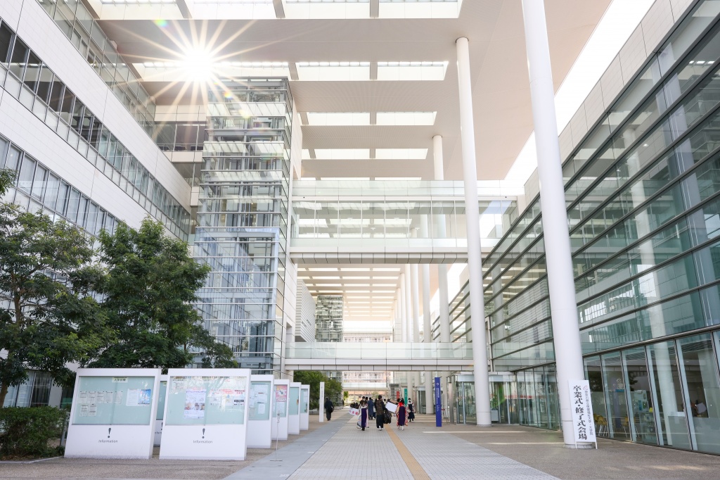 保健福祉大学・大学院　卒業式・修了式 

