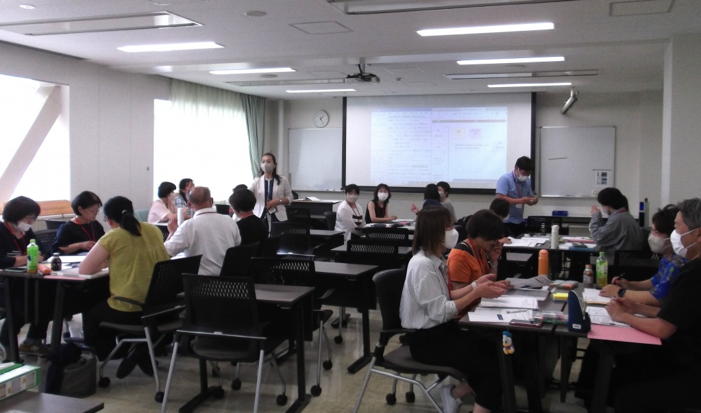 「自職場や地域の課題」演習の様子
